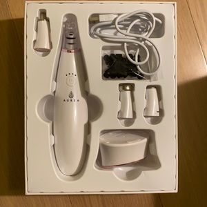 Aurora at home diamond microdermabrasion device